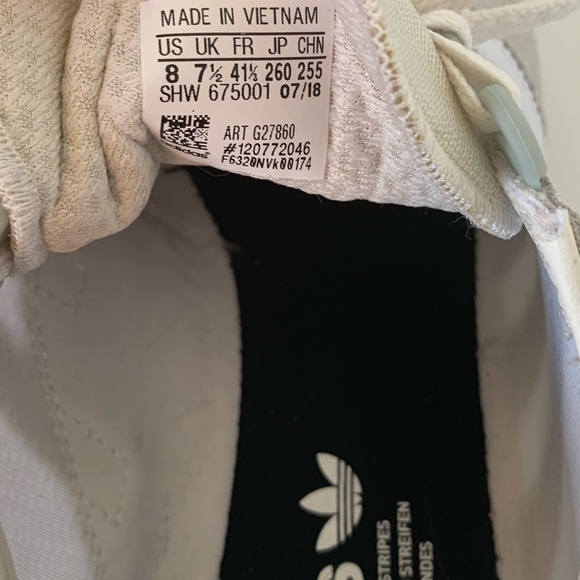 Adidas Marathon Shoes - Picture 7 of 9